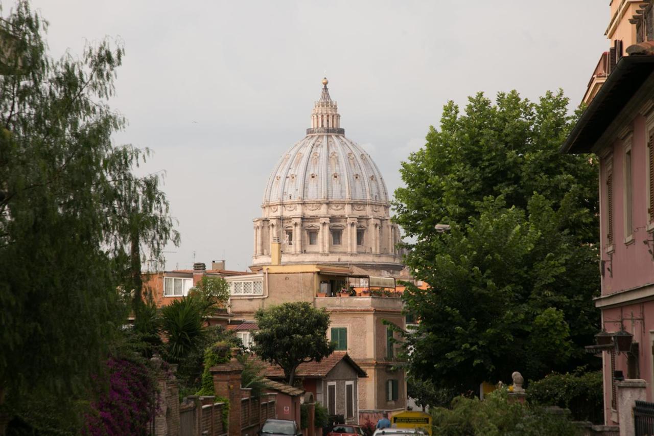 Vaticanhouse Roma Rom bilde